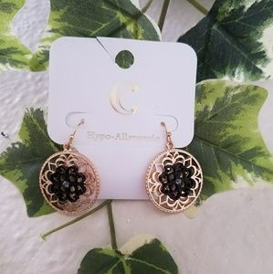 Charming Charlie earring